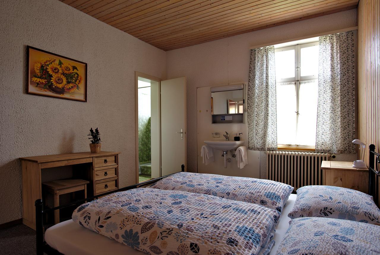 Hotel-Restaurant Hecht Ermatingen Quarto foto